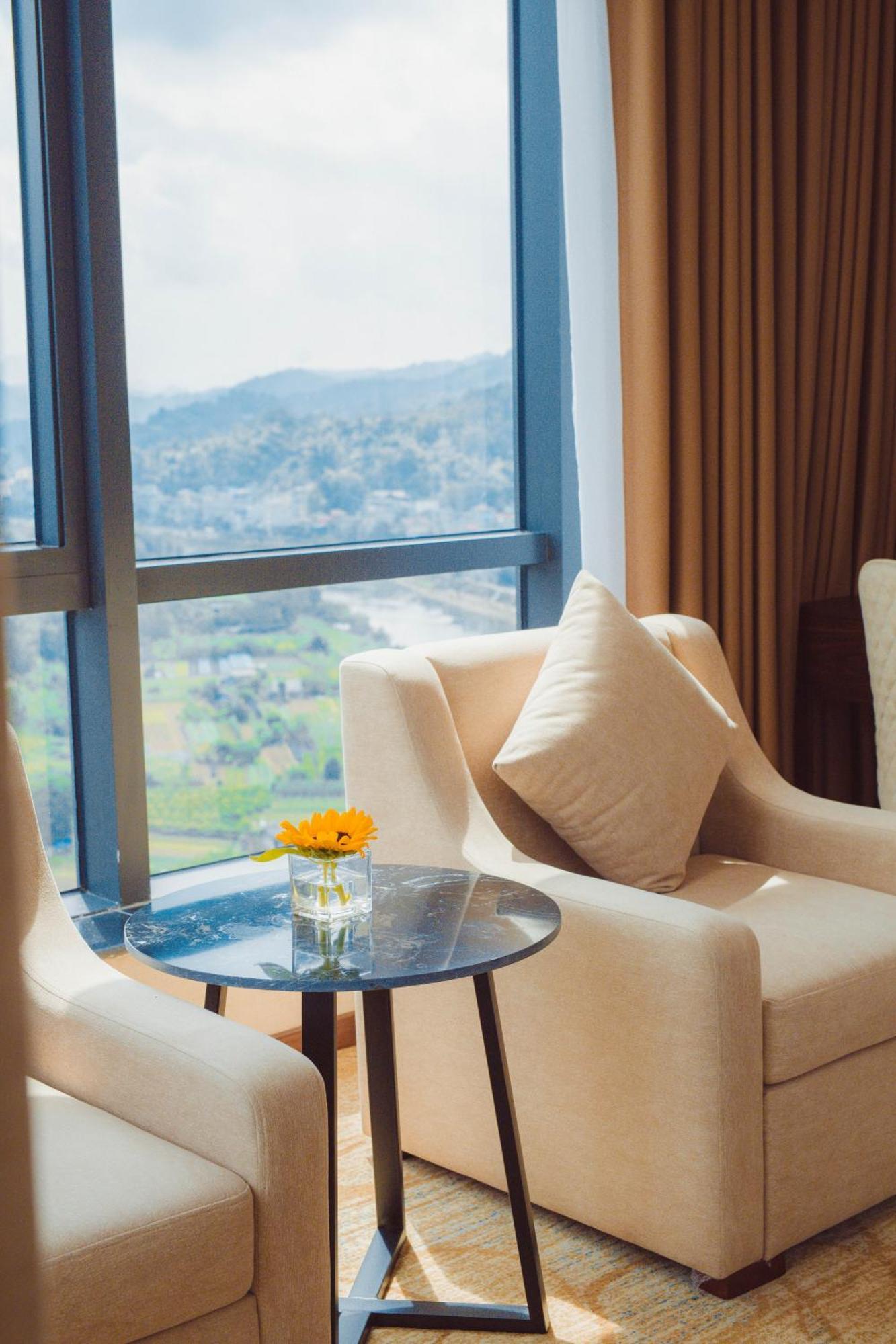 Muong Thanh Luxury 高平 外观 照片